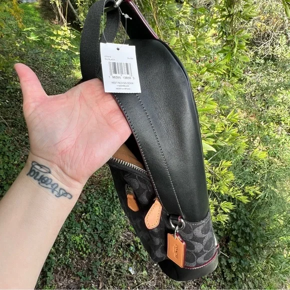 COACH Belt Bag/Crossbody in Signature Denim C0913 AUTHENTIC - Picture 4 of 12